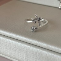 Anel  Amo Viajar Prata 925 zirconias 