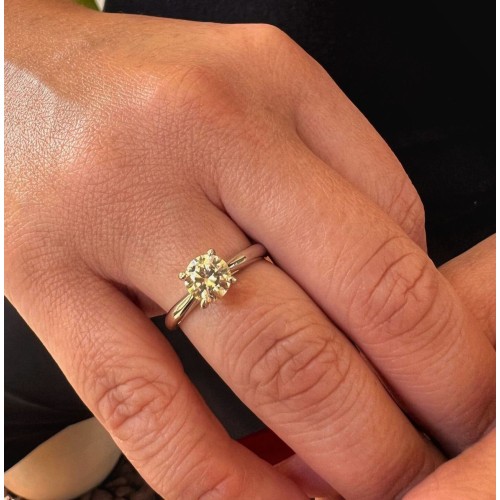 ANEL MOISSANITE 1.0CT  SOLITARIO  PONTO DE LUZ /PRATA 925