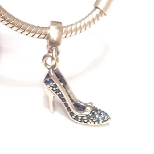 PG-322 Pingente Sapato Cristal Glamour em Prata e Zirconias Azuis.
