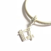 PG-42 Pingente Arquitetura em Prata e Zirconias PG-42 Pingente Arquitetura em Prata e Zirconias