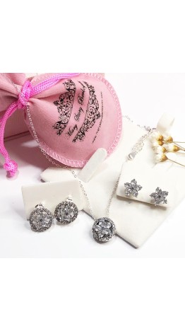 Brincos  Ciranda das Rosas Prata 925 e Zirconias 