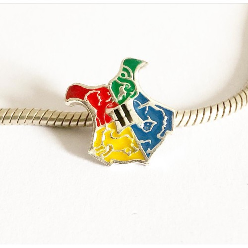 BE-131 Berloque Escudo Harry Potter Prata 925 e Esmalte 