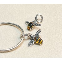 Berloque Abelha Cravejada vintage prata 925 Berloque Abelha Cravejada vintage prata 925