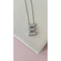 GARGANTILHA LETRA E PRATA 925 ZIRCONIAS 