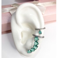 Brincos Ear cuff Verde esmeralda + 2 piercing fake zirconias Brincos Ear cuff Verde esmeralda + 2 piercing fake zirconias