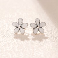 Brincos Flor Bem Me  Quer em Prata 925e Zirconias Brancas 