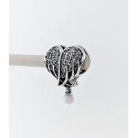 BERLOQUE ASAS DE ANJO CRAVEJADO/PEROLA PRATA